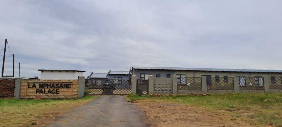 To Let 1 Bedroom Property for Rent in Thorisong Free State